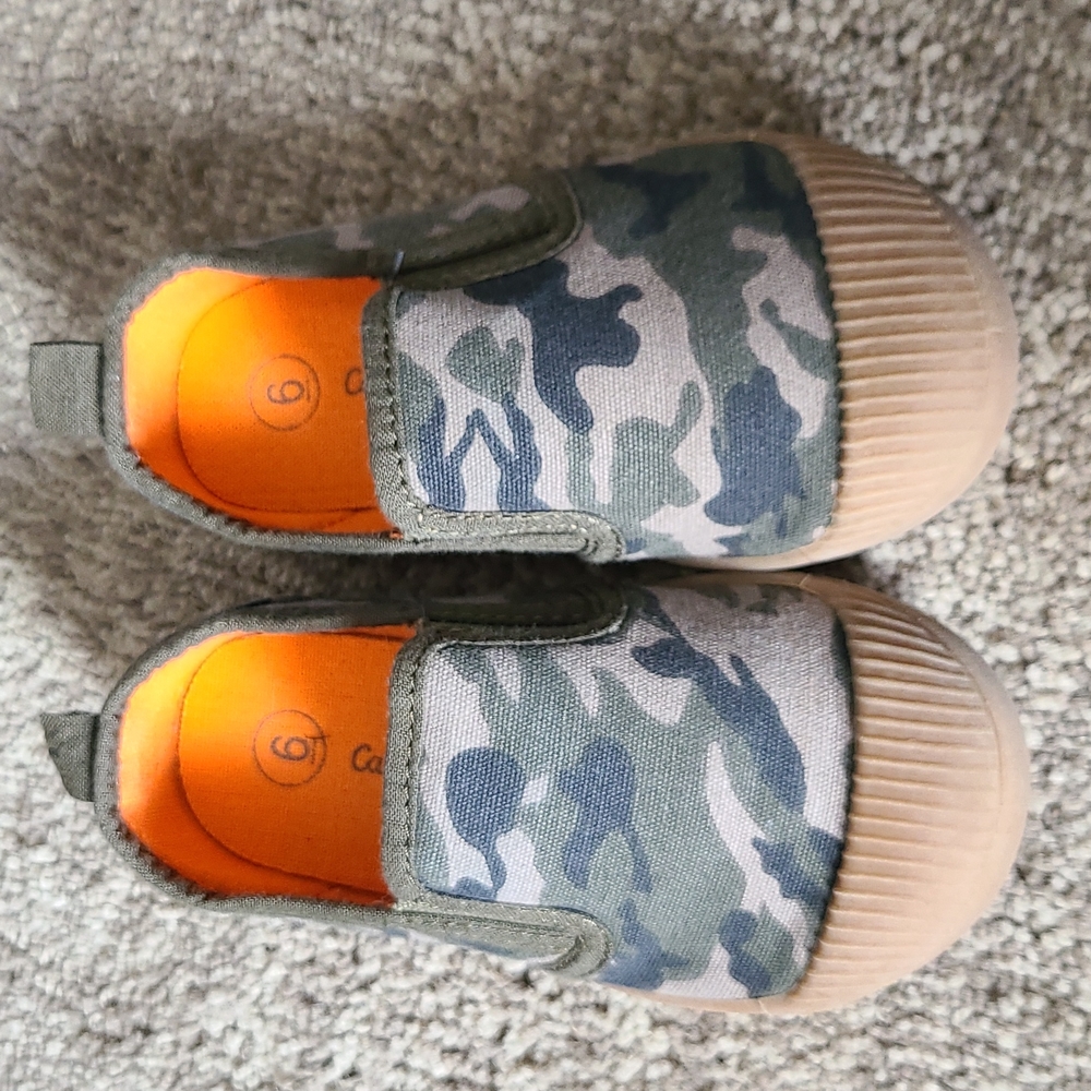 Cat & Jack Camo Shoes